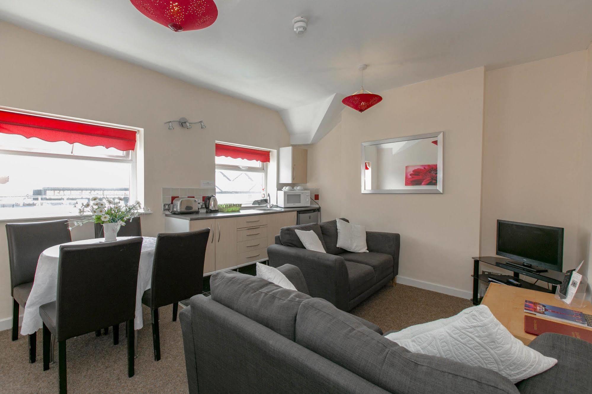 Hotel Aparthotel Blackpool 3*